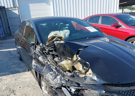 2015 Chrysler 200 S z USA, uszkodzony, nr VIN 1C3CCCBG9FN517877